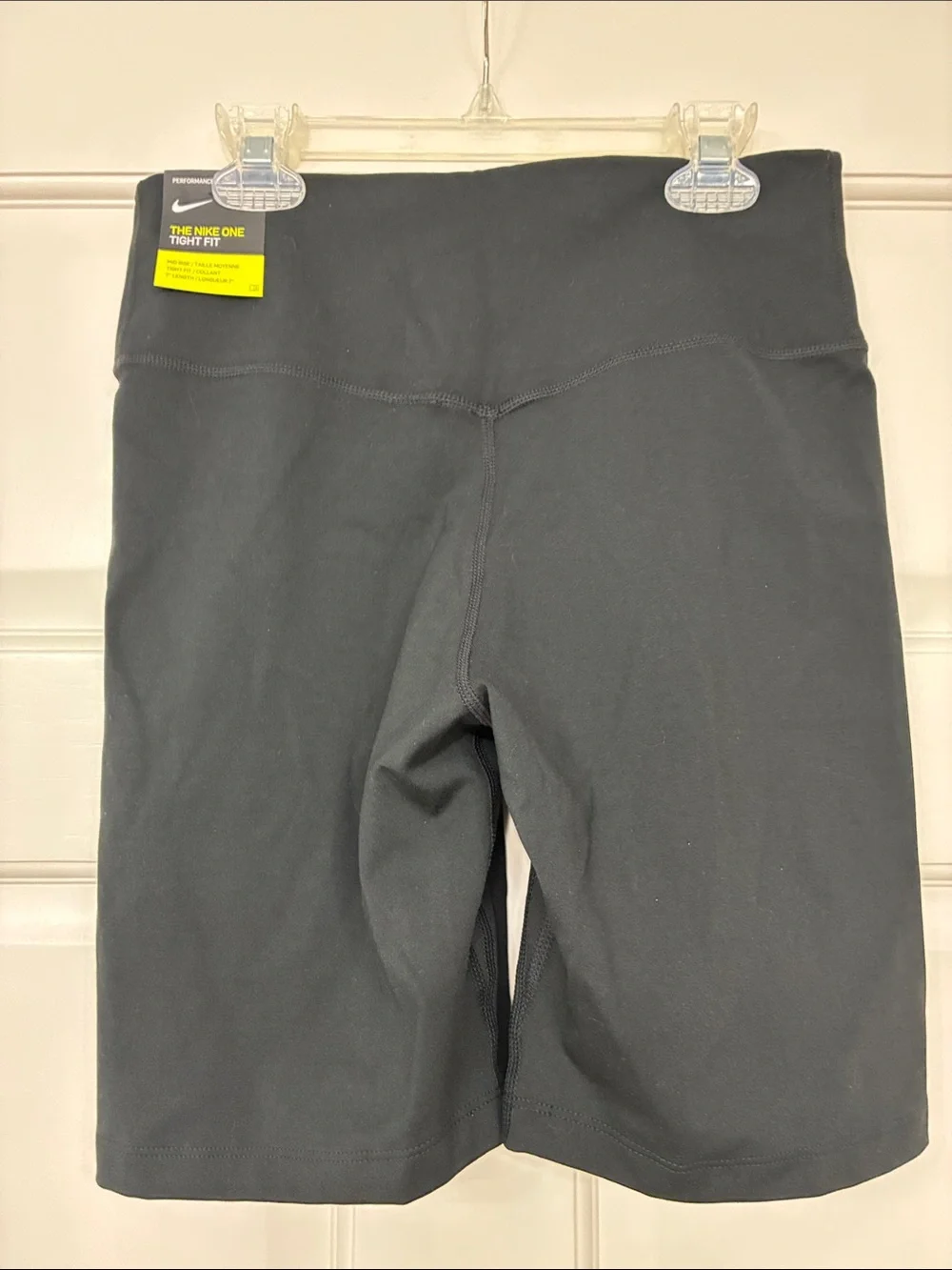 NWT THE NIKE ONE TIGHT FIT BLACK SHORT SIZE MEDIUM RETAIL PRICE $40.00